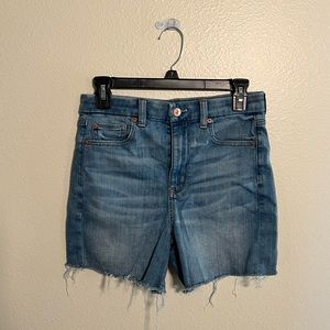 American Eagle Mom Short